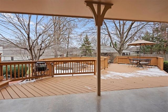 6601 Outlook Drive, Mission, KS 66202