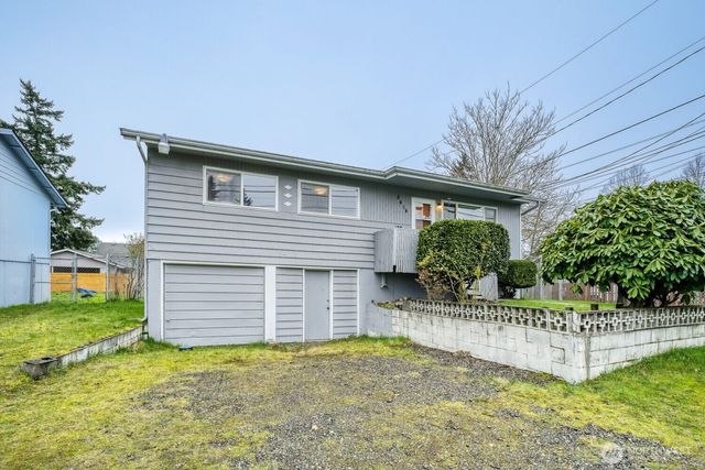 8414 S Thompson Avenue, Tacoma, WA 98444