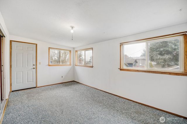 8414 S Thompson Avenue, Tacoma, WA 98444