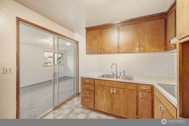 8414 S Thompson Avenue, Tacoma, WA 98444