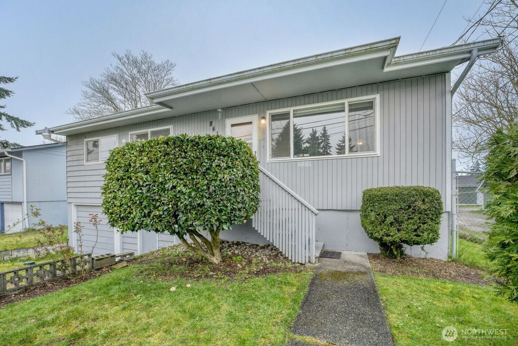 8414 S Thompson Avenue, Tacoma, WA 98444