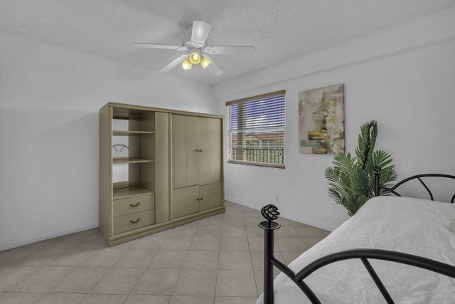 13001 SW 15th Court 404t, Pembroke Pines, FL 33027