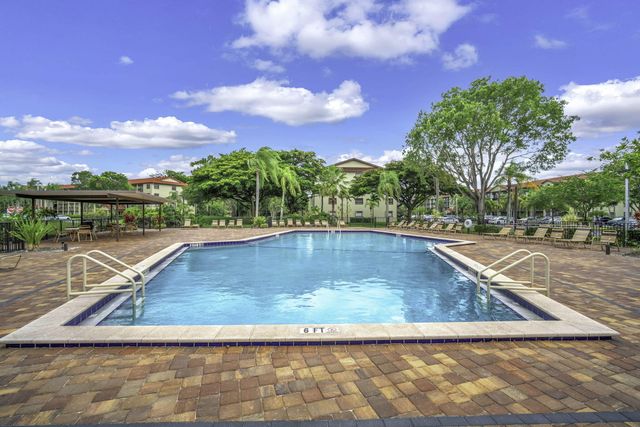13001 SW 15th Court 404t, Pembroke Pines, FL 33027