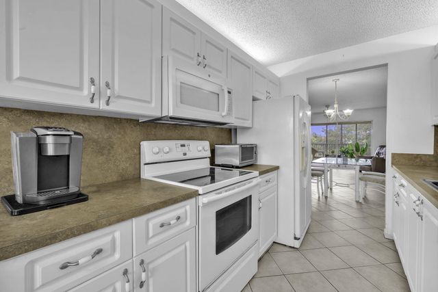 13001 SW 15th Court 404t, Pembroke Pines, FL 33027