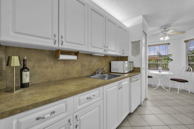 13001 SW 15th Court 404t, Pembroke Pines, FL 33027