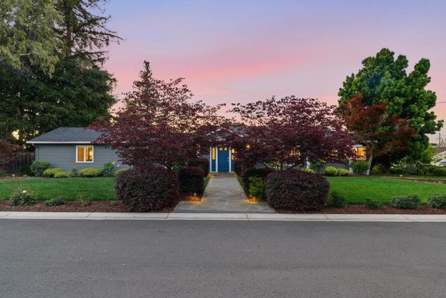 17311 Zena Avenue, Monte Sereno, CA 95030