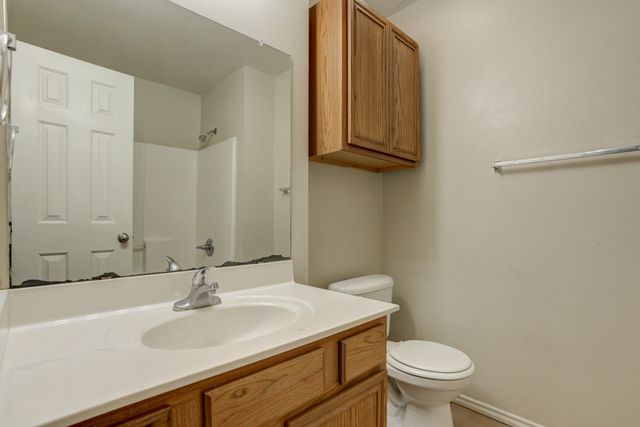 517 N Brentwood Avenue, Lubbock, TX 79416