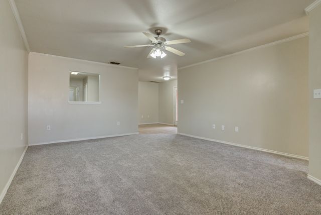 517 N Brentwood Avenue, Lubbock, TX 79416