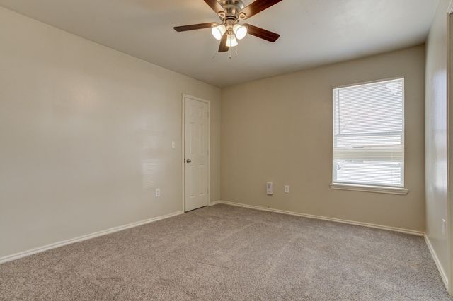 517 N Brentwood Avenue, Lubbock, TX 79416