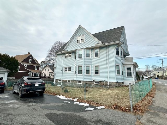 60 Franklin St 2, Braintree, MA 02184