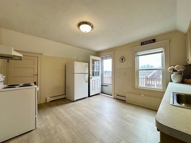 60 Franklin St 2, Braintree, MA 02184