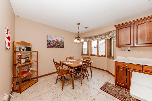 443 Quail Point DRIVE, Mount Pleasant, WI 53406