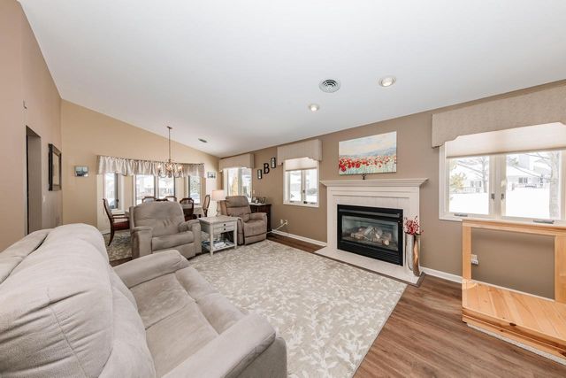 443 Quail Point DRIVE, Mount Pleasant, WI 53406