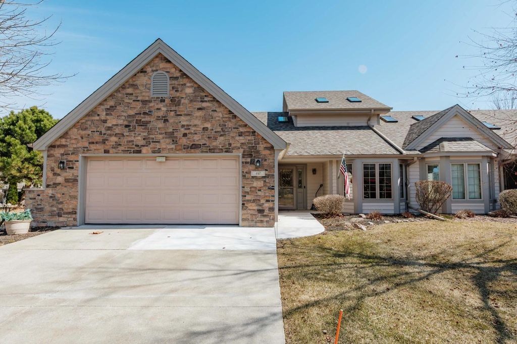 443 Quail Point DRIVE, Mount Pleasant, WI 53406