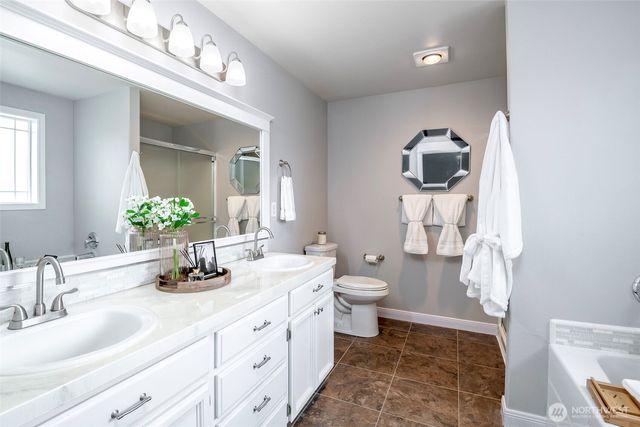 7115 33rd Avenue NE, Lacey, WA 98516