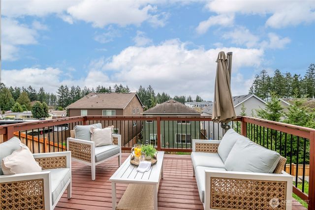 7115 33rd Avenue NE, Lacey, WA 98516