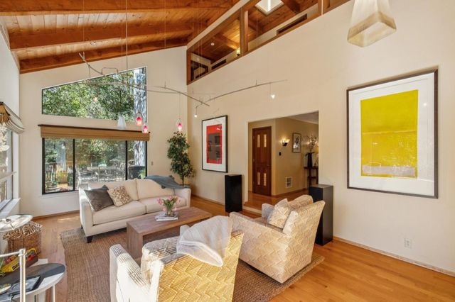 23584 Sky View Terrace, Los Gatos, CA 95033