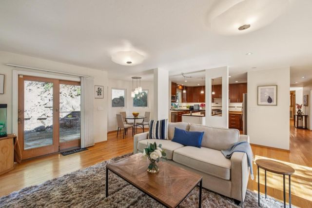 23584 Sky View Terrace, Los Gatos, CA 95033