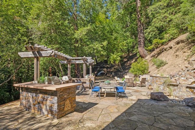 23584 Sky View Terrace, Los Gatos, CA 95033