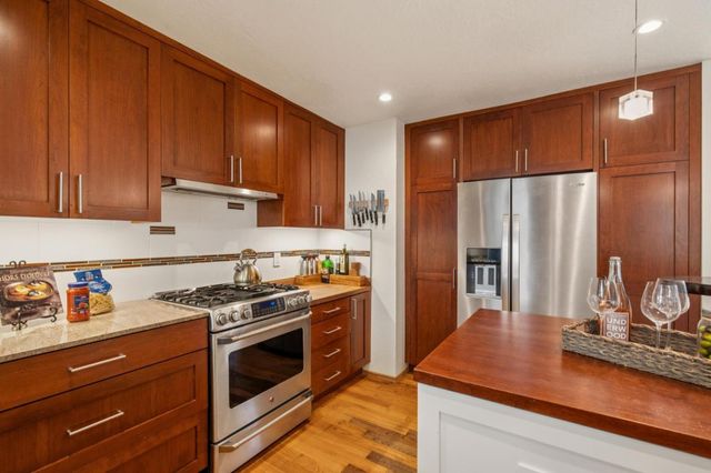 23584 Sky View Terrace, Los Gatos, CA 95033