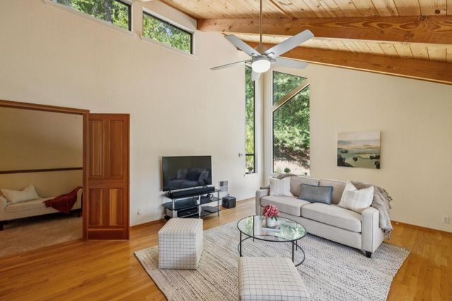 23584 Sky View Terrace, Los Gatos, CA 95033