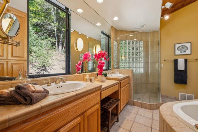 23584 Sky View Terrace, Los Gatos, CA 95033