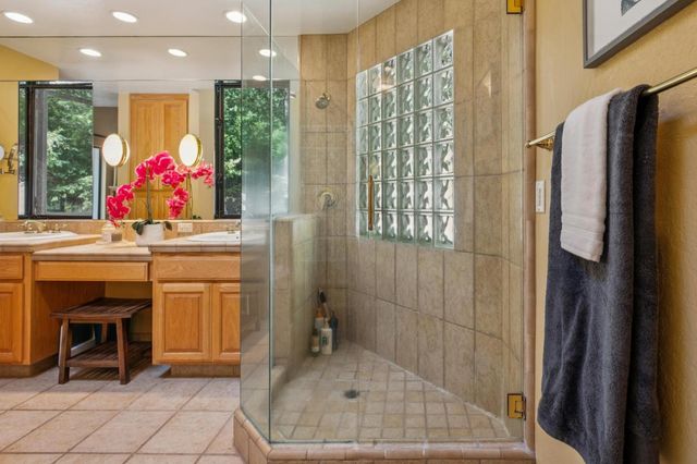 23584 Sky View Terrace, Los Gatos, CA 95033