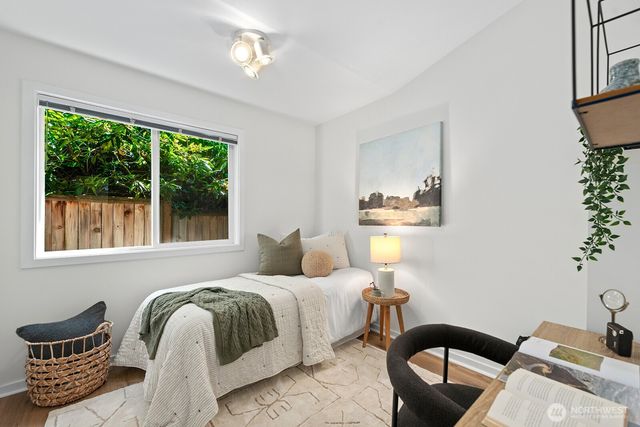 4018 59th Avenue SW, Seattle, WA 98116