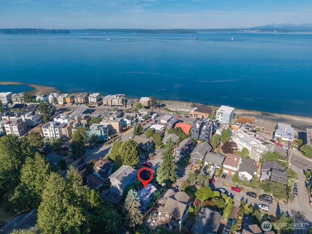 4018 59th Avenue SW, Seattle, WA 98116