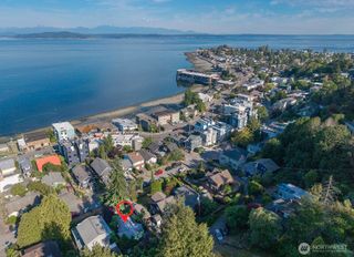 4018 59th Avenue SW, Seattle, WA 98116