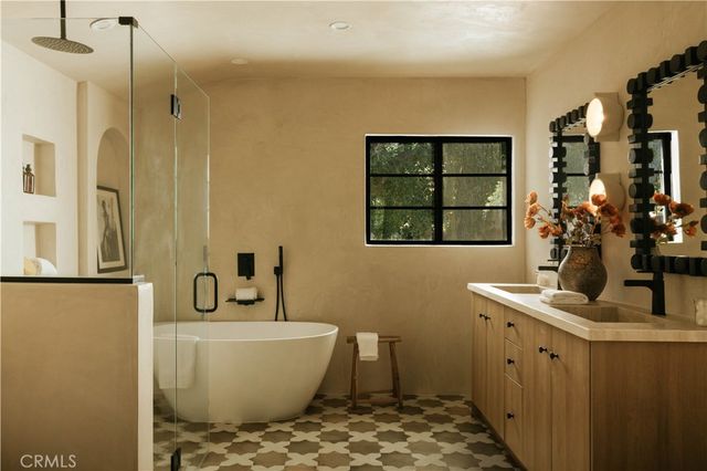 17930 Karen Drive, Encino, CA 91316