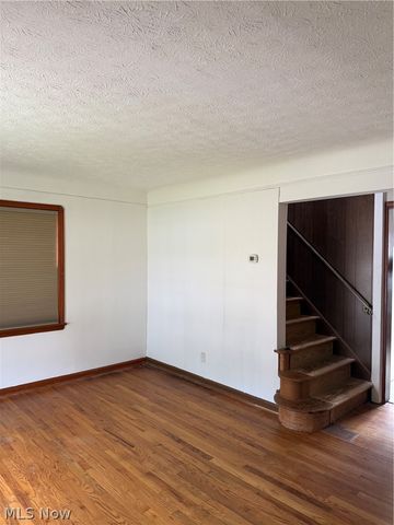 7425 Glencoe Avenue, Brooklyn, OH 44144