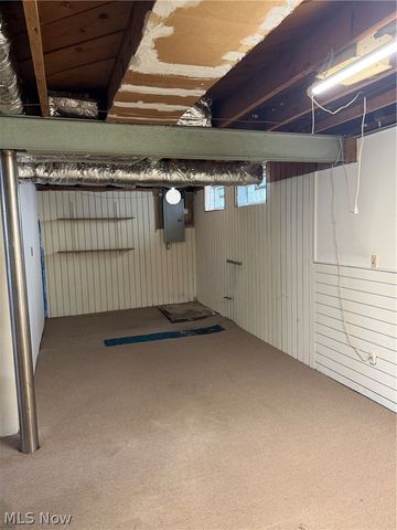 7425 Glencoe Avenue, Brooklyn, OH 44144