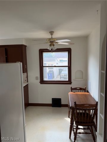 7425 Glencoe Avenue, Brooklyn, OH 44144