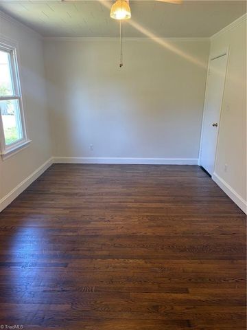 1075 US Highway 64 W, Mocksville, NC 27028