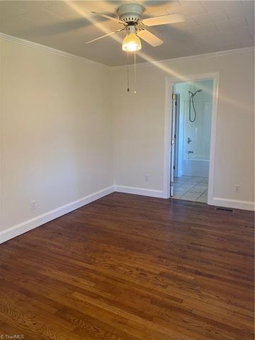 1075 US Highway 64 W, Mocksville, NC 27028