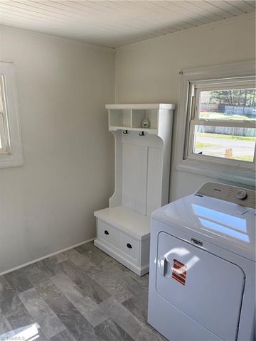 1075 US Highway 64 W, Mocksville, NC 27028