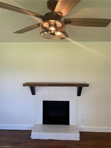 1075 US Highway 64 W, Mocksville, NC 27028