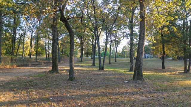 6001 Melba Drive, Malakoff, TX 75148