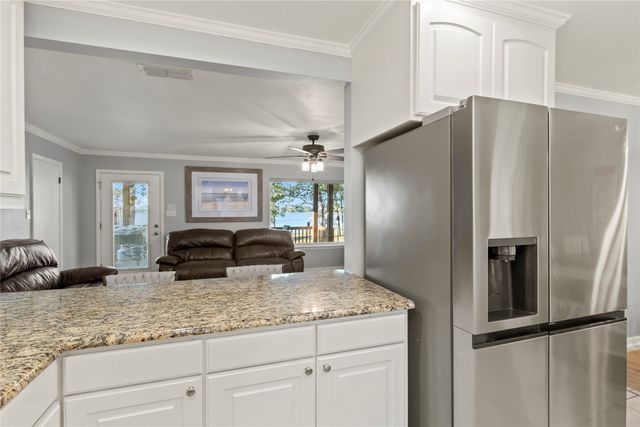 6001 Melba Drive, Malakoff, TX 75148