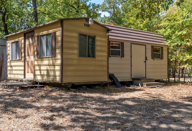 6001 Melba Drive, Malakoff, TX 75148