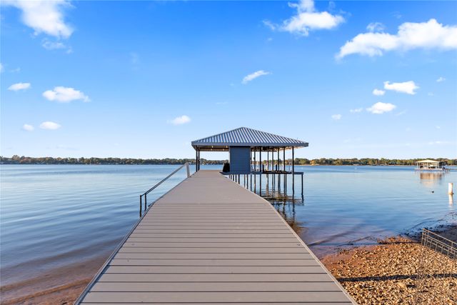 6001 Melba Drive, Malakoff, TX 75148