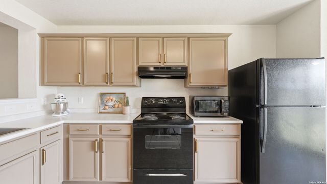 3960 Cherokee Blvd, New Braunfels, TX 78132
