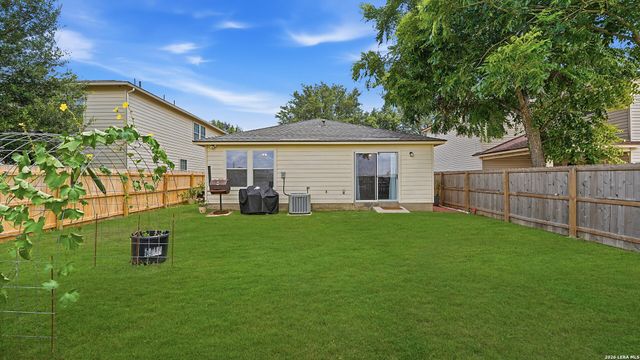 3960 Cherokee Blvd, New Braunfels, TX 78132