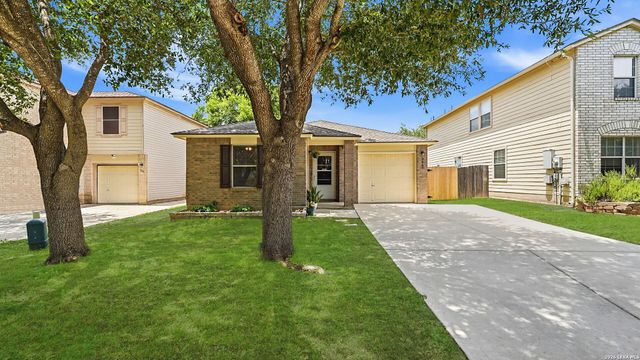 3960 Cherokee Blvd, New Braunfels, TX 78132