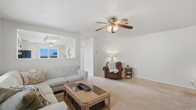 3960 Cherokee Blvd, New Braunfels, TX 78132