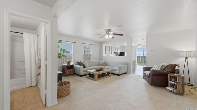 3960 Cherokee Blvd, New Braunfels, TX 78132