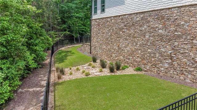94 Vandiver Court, Acworth, GA 30101