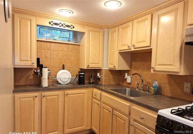 85-46 96th Street, Woodhaven, NY 11421