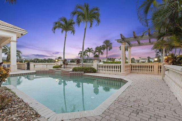2435 Snook Trail, Palm Beach Gardens, FL 33410